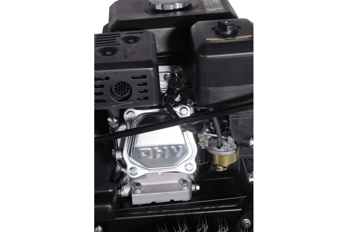 Snegouborshchik_Huter_SGC_4800E_07