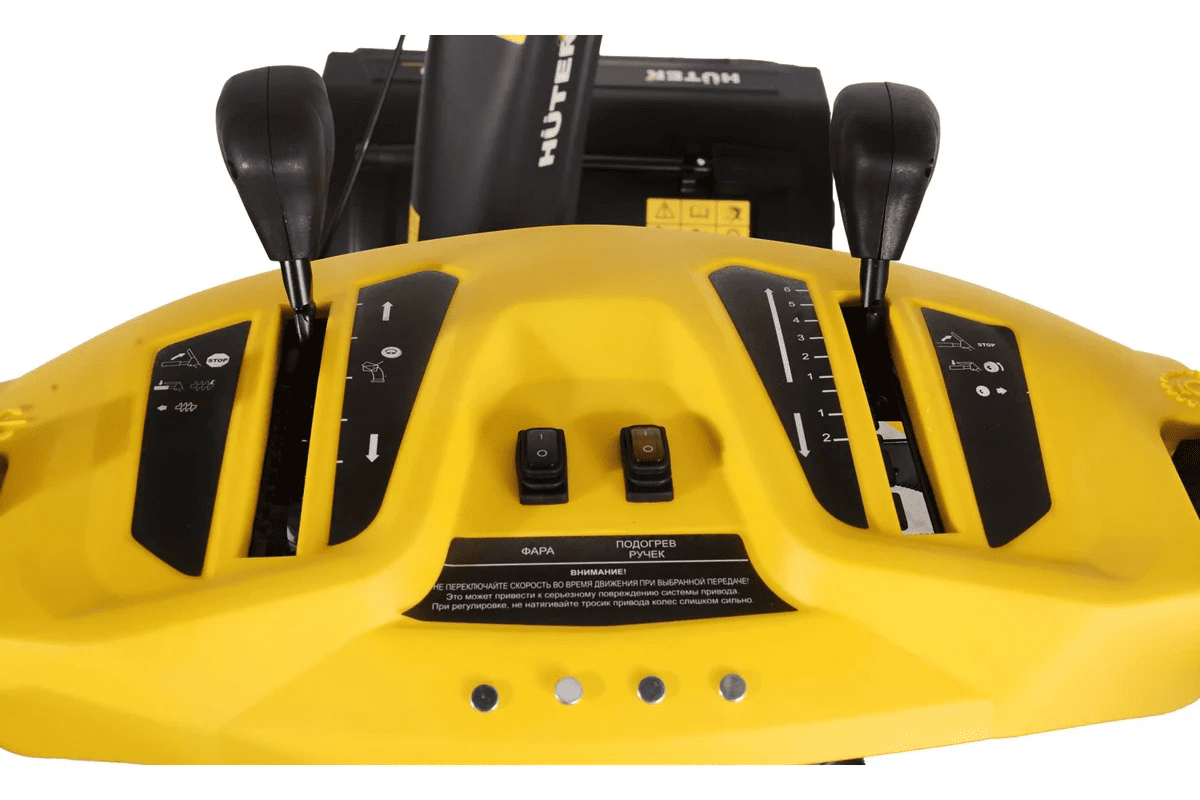 Snegouborshchik_benzinovyy_Huter_SGC_6000_11